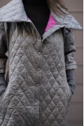 QUILTED COAT / GRAY